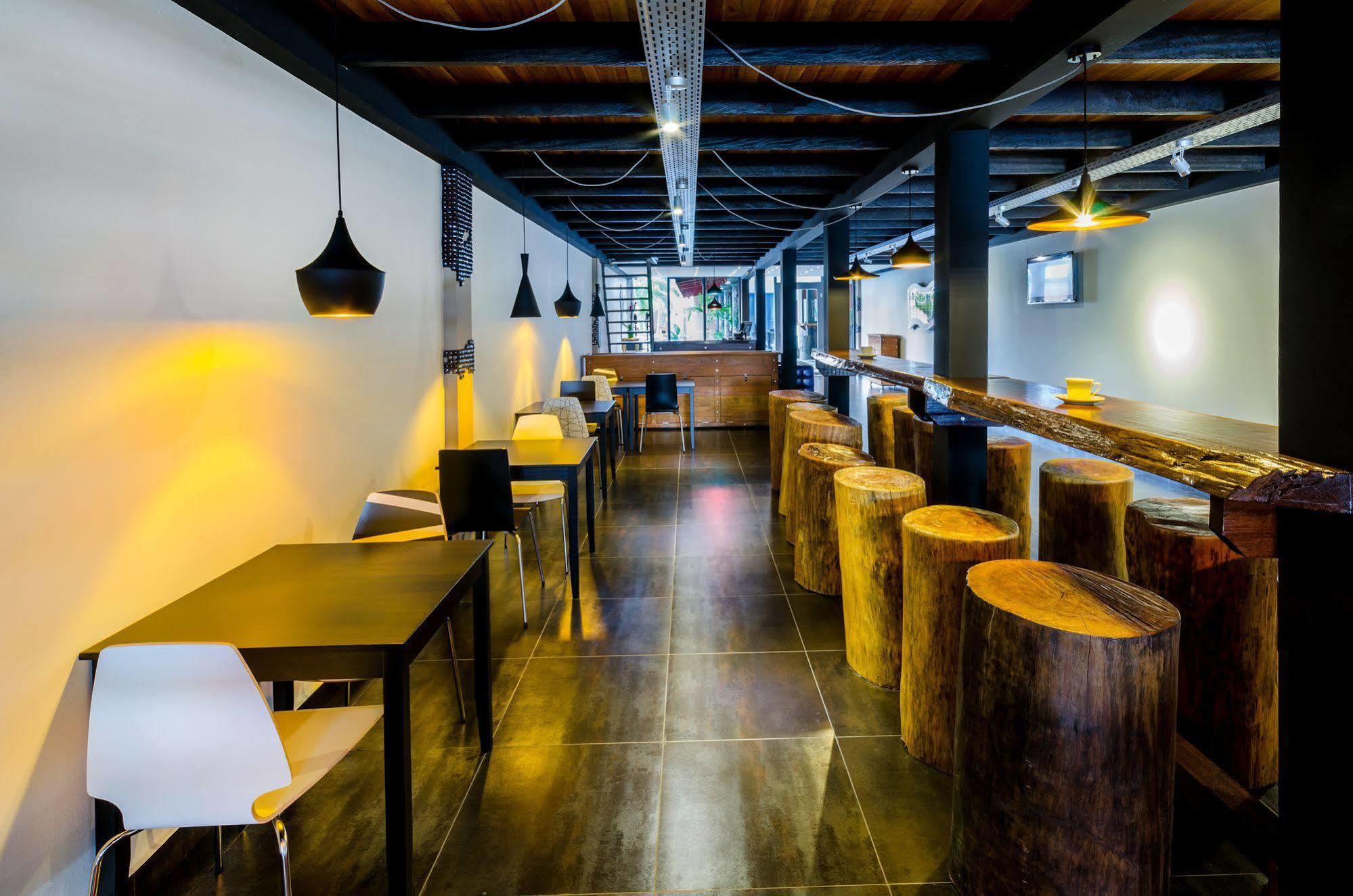 Hotel Babylon Paramaribo Esterno foto