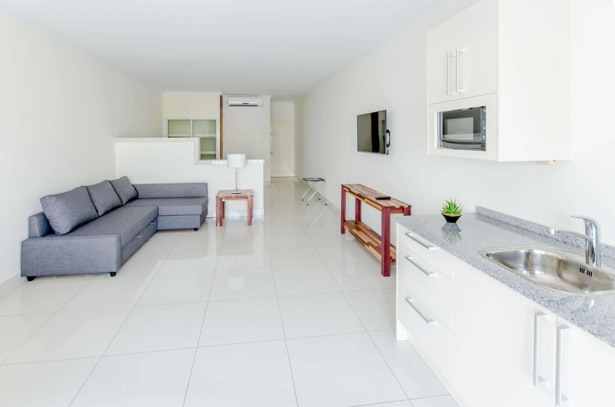 Hotel Babylon Paramaribo Esterno foto